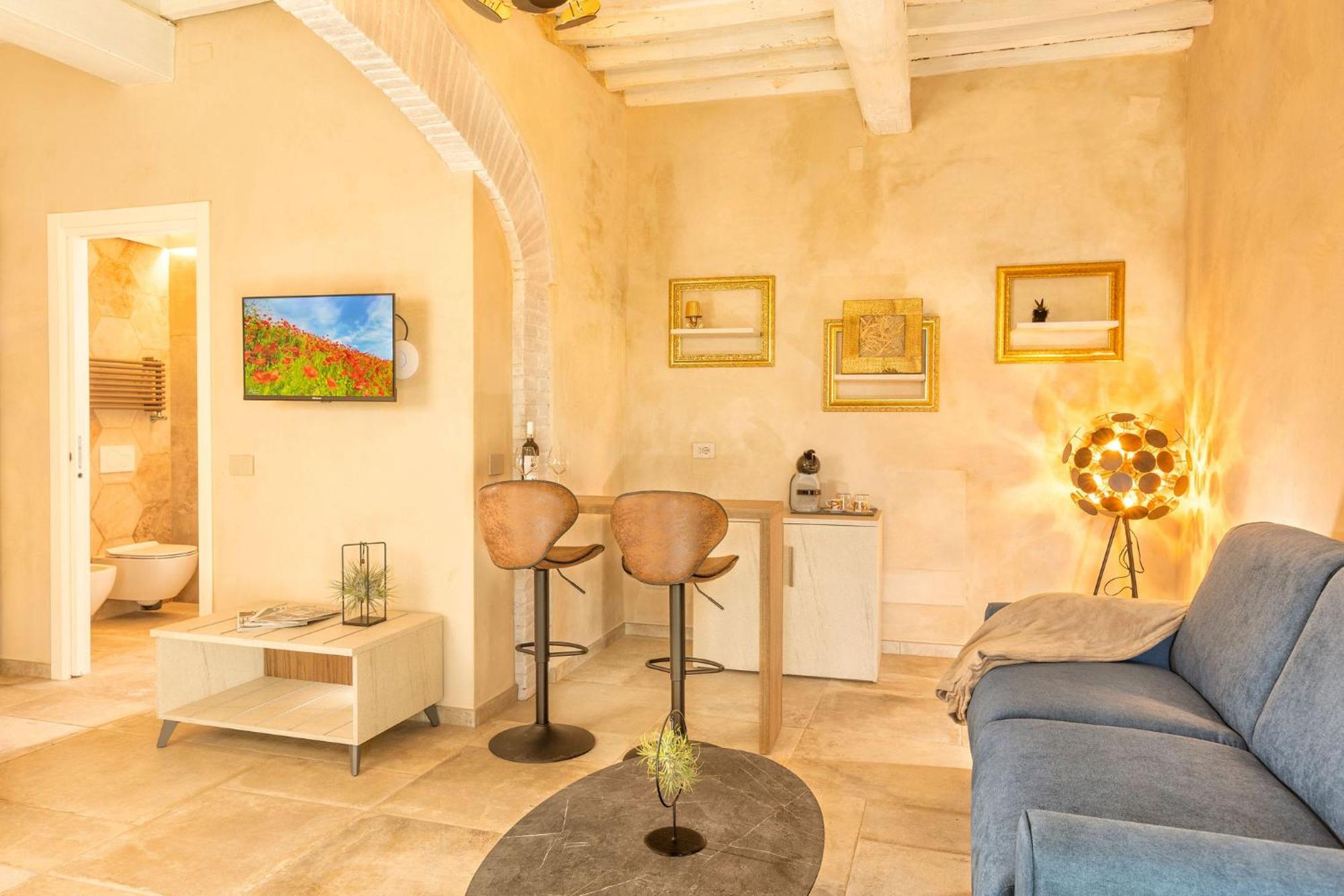 Palazzo Falcinelli Luxury Room In Montepulciano Center With Air Conditioning And Elevator Dış mekan fotoğraf