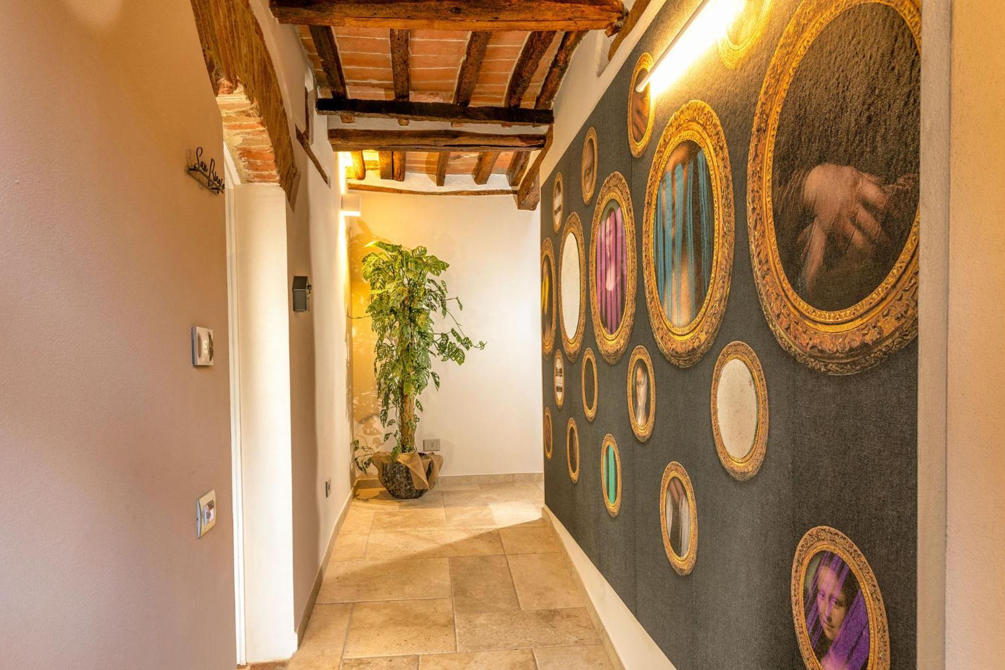 Palazzo Falcinelli Luxury Room In Montepulciano Center With Air Conditioning And Elevator Dış mekan fotoğraf