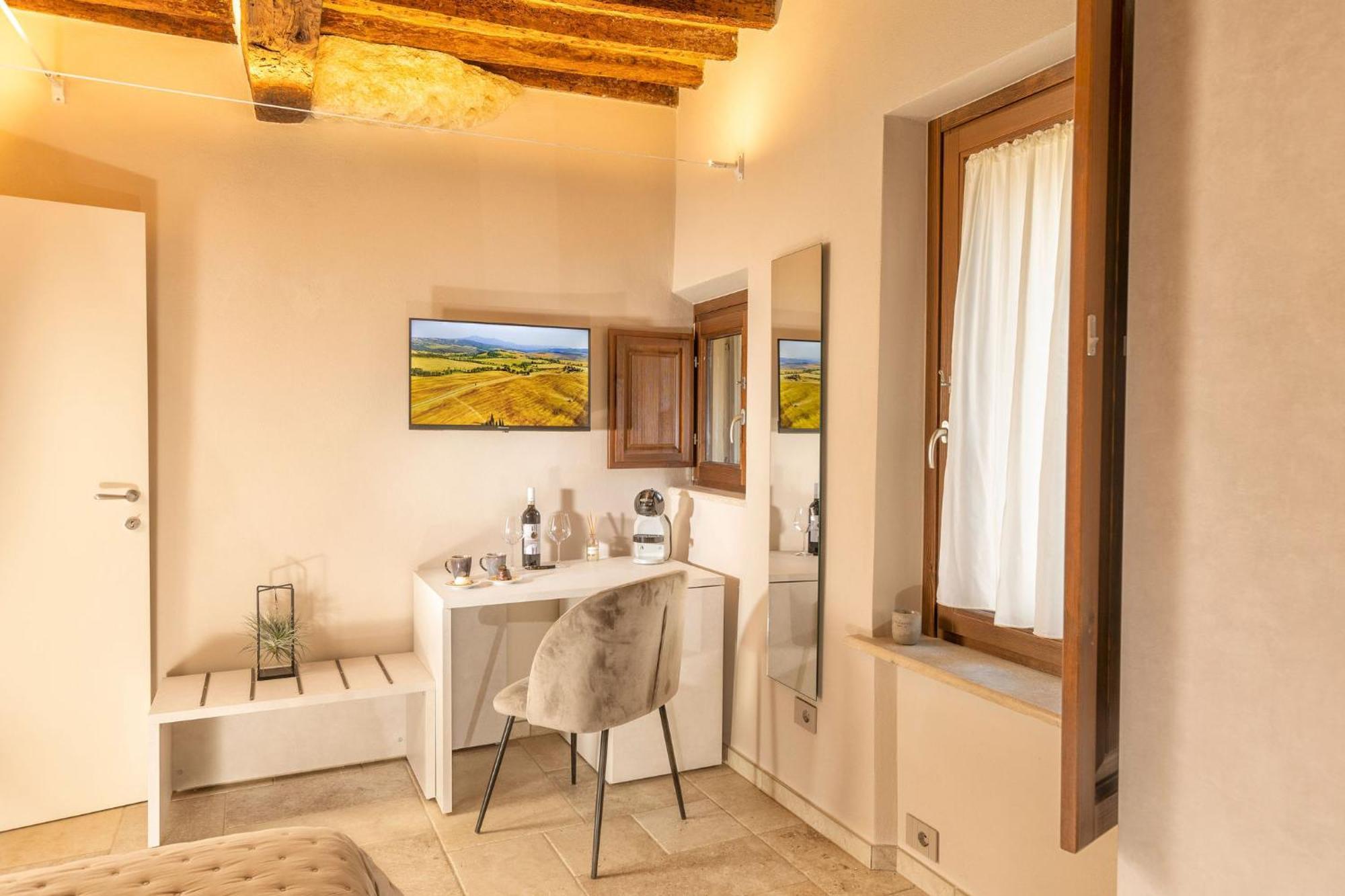 Palazzo Falcinelli Luxury Room In Montepulciano Center With Air Conditioning And Elevator Dış mekan fotoğraf