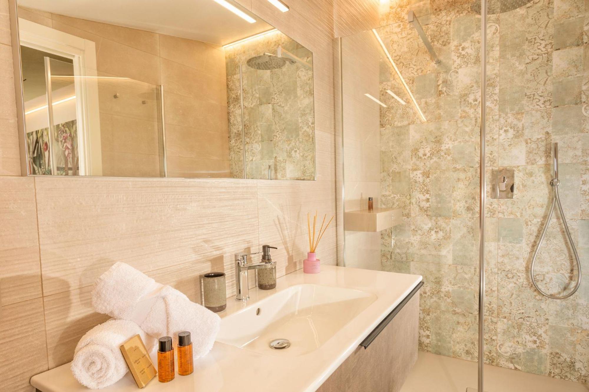 Palazzo Falcinelli Luxury Room In Montepulciano Center With Air Conditioning And Elevator Dış mekan fotoğraf