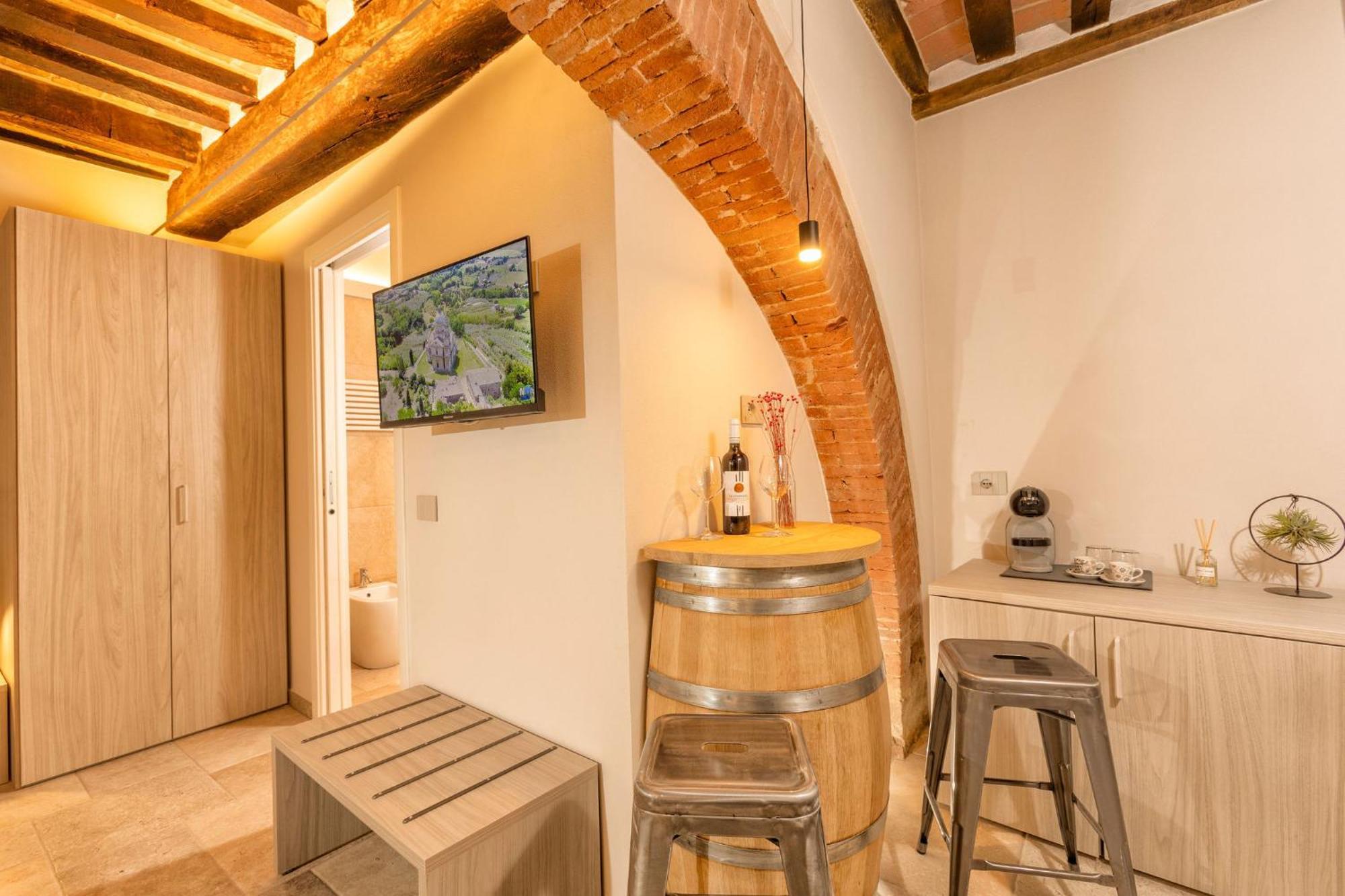 Palazzo Falcinelli Luxury Room In Montepulciano Center With Air Conditioning And Elevator Dış mekan fotoğraf